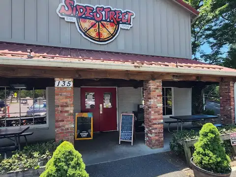 Sidestreet Pizza & Pasta in Tryon