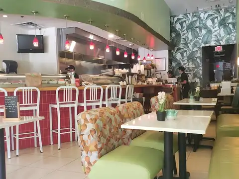Silver Spoon Thai & Sushi in Miramar