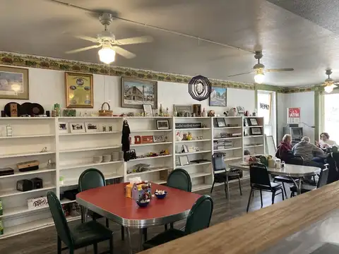 Sommerset Café in Topeka