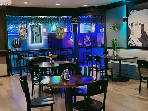 Somos Familia Mexican Restaurant in Indianapolis