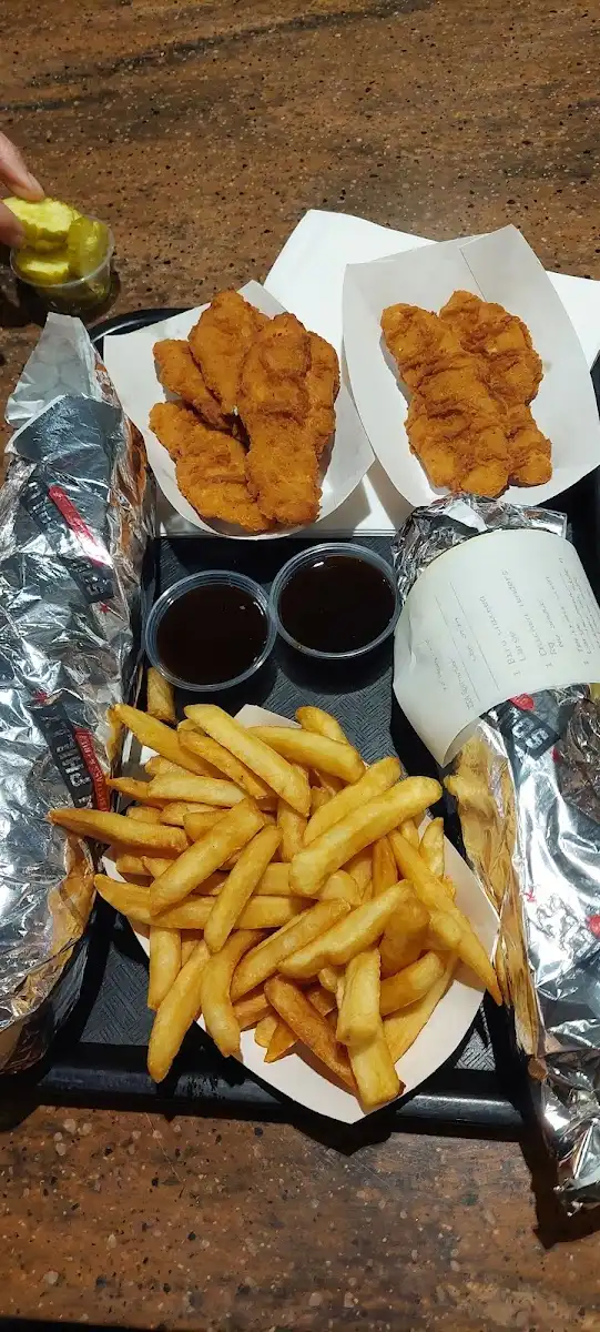 South Philly Cheesesteaks & Fries – photo 4