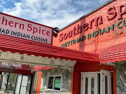 Southern Spice in New Hyde Park