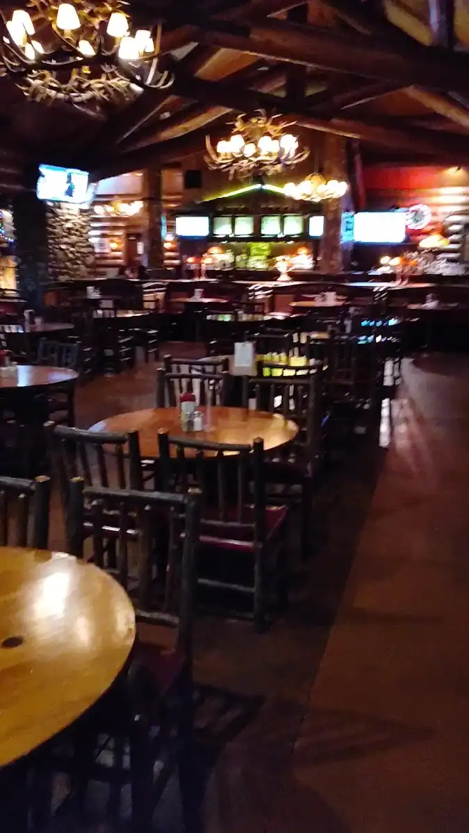 Sportsman's Grille – photo 2