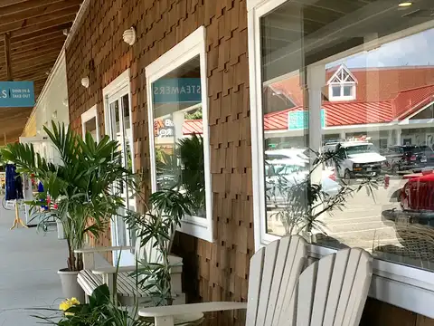 Steamers Restaurant & Catering in Southern Shores