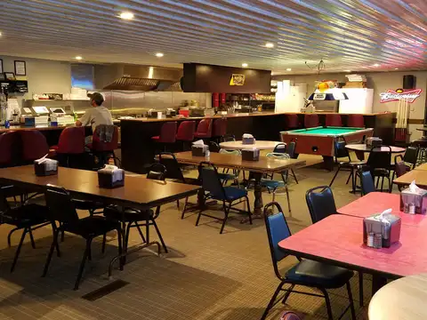 Sugar Street Bar & Grill in Lima