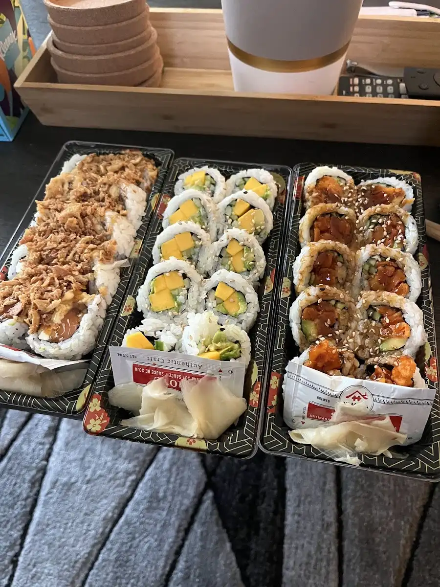 Sushi Palace – photo 3