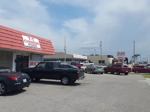 T & T Chinese Food in Oklahoma City