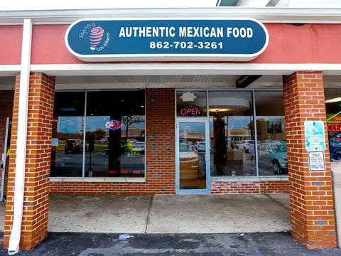 Taqueria Los Güeros in Fairfield