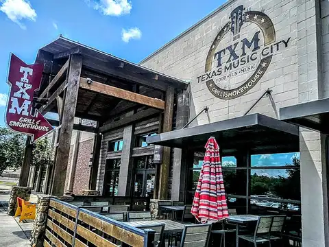 Texas Music City Grill & Smokehouse in Lindale