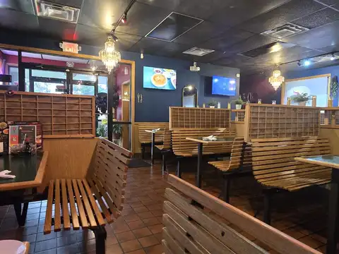 Thai Basil Express in Springdale