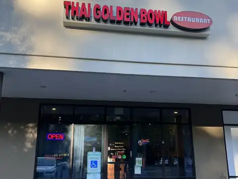 Thai Golden Bowl in Kirkland
