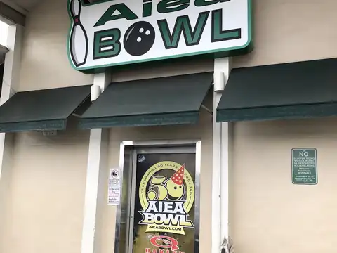 The Alley Restaurant At Aiea Bowl in Aiea