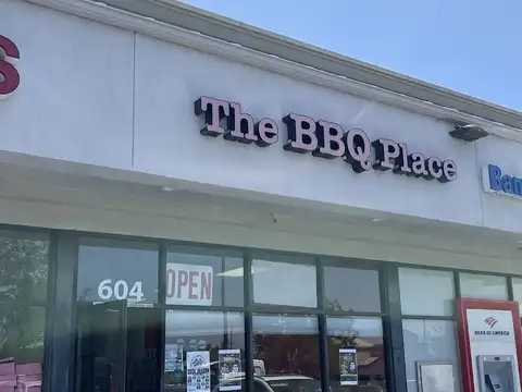 The Bbq Place in Fillmore
