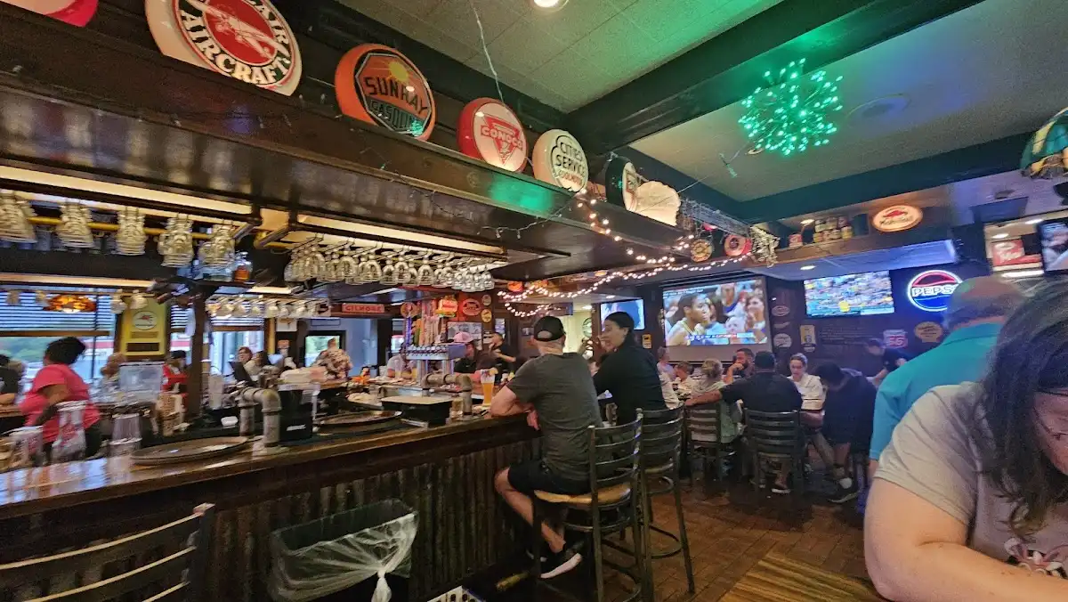 The Filling Station – photo 4