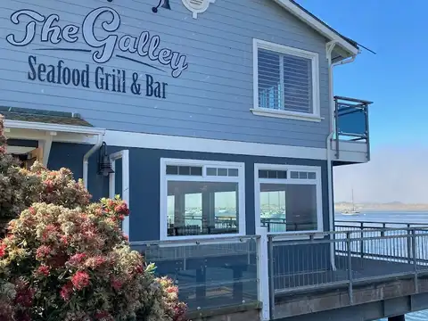 The Galley Seafood Grill & Bar‎ in Morro Bay