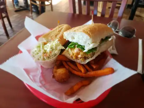 The Great Machipongo Clam Shack in Nassawadox
