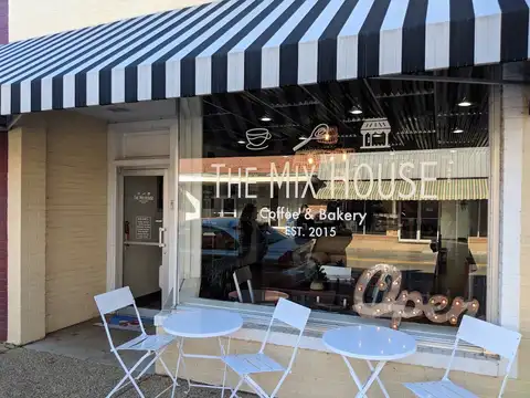 The Mix House in Bowling Green