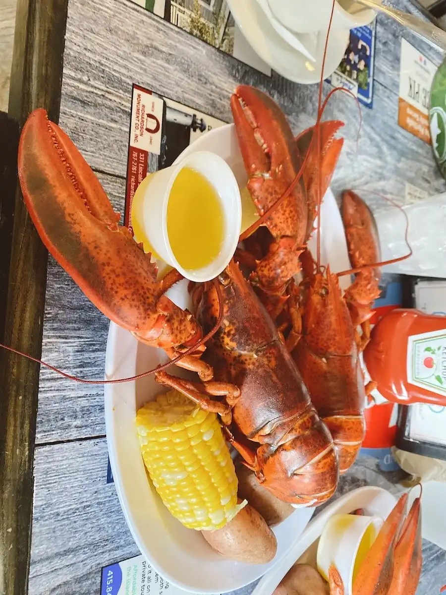 The Porthole Restaurant & Pub – photo 5