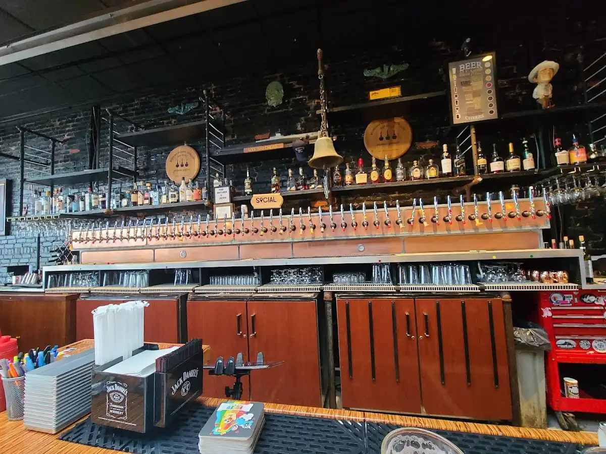 The Social Bar Kitchen – photo 4