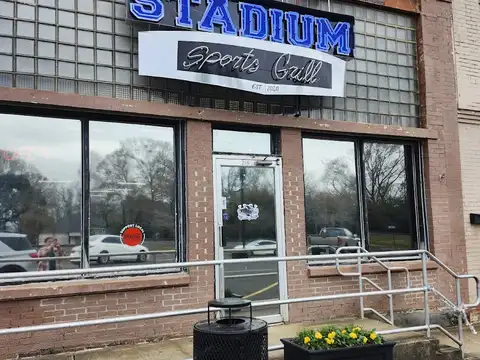 The Stadium Sports Grill in DeRidder