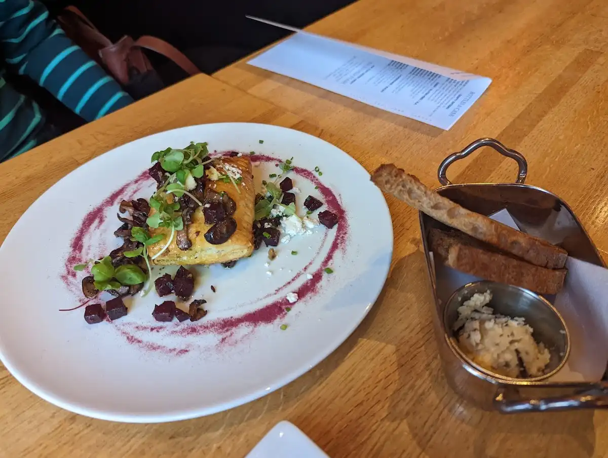 The Tip Tap Room – photo 5