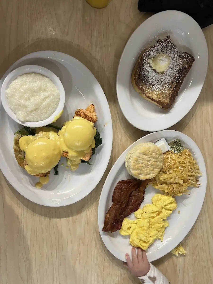 The Toasted Yolk Cafe – photo 4