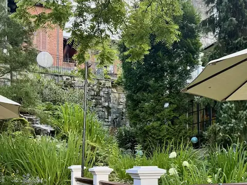The Wine Garden in Highlands