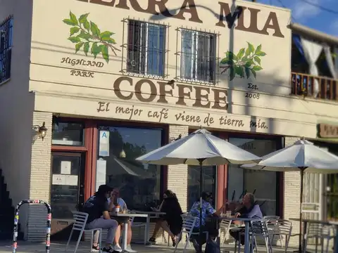 Tierra Mia Coffee in Los Angeles