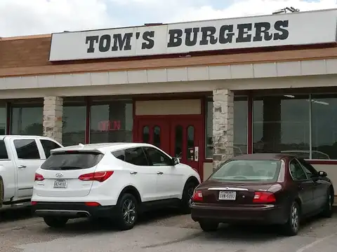 Tom's Burgers in Waco