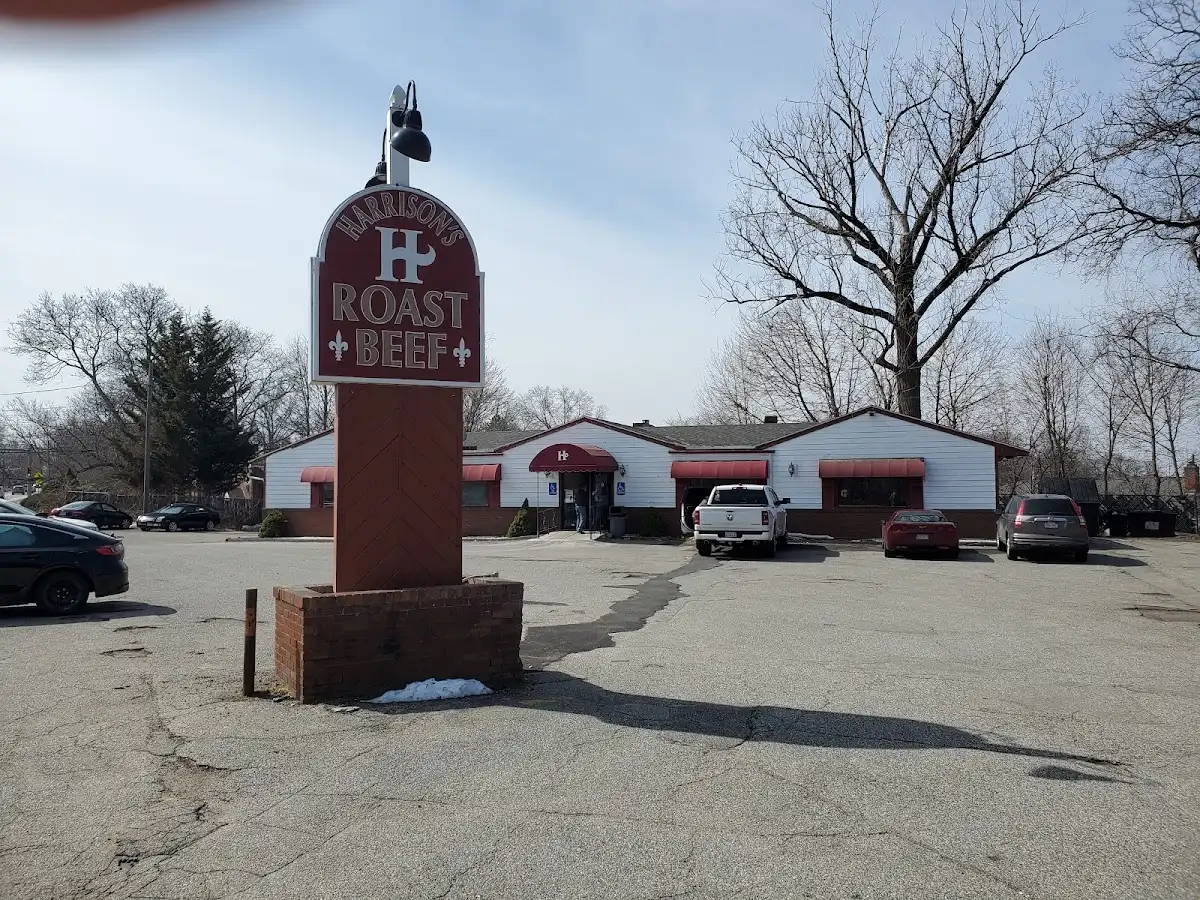 Townline Pizzeria Seafood/harrison's Roast Beef – photo 4