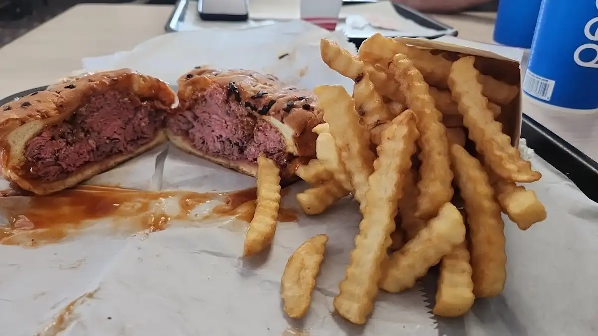 Townline Pizzeria Seafood/harrison's Roast Beef – photo 5