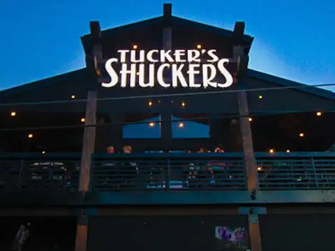 Tuckers Shuckers Oysters & Tap in Lake Ozark