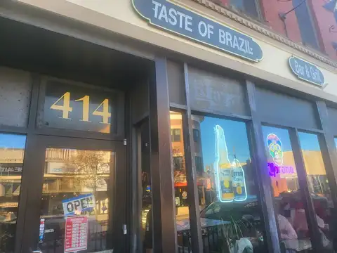 Tudo Na Brasa in Woburn