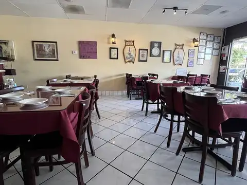 Tutto Famiglia in Lake Forest