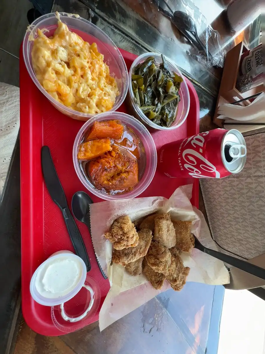 Ty's Joint – photo 2