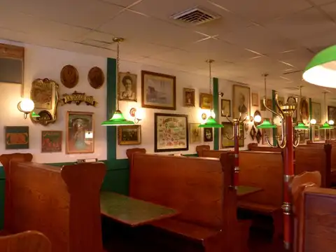 Uncle Tony's Pizza & Pasta in Rumford