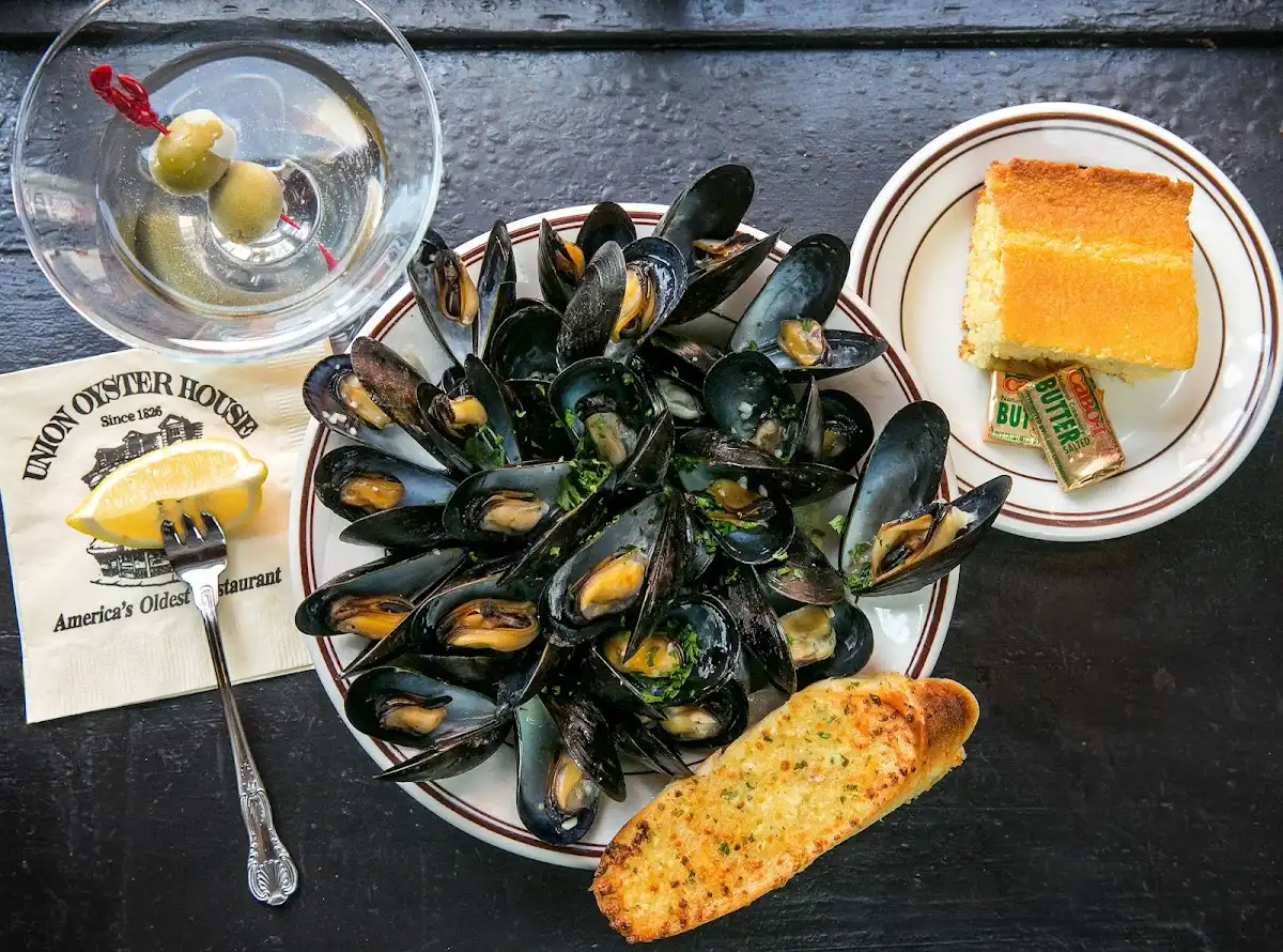 Union Oyster House – photo 4