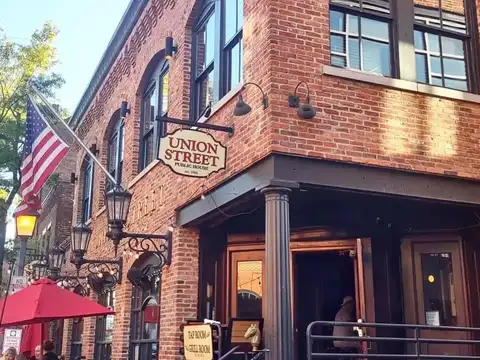 Union Street Public House in Alexandria