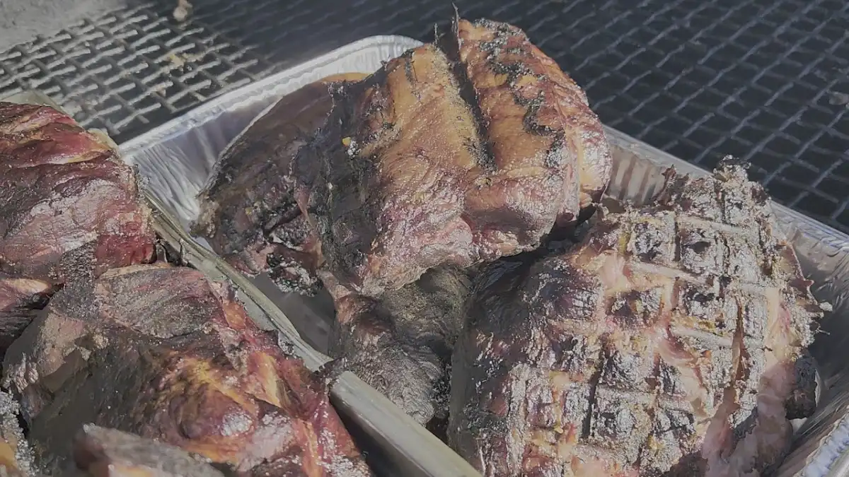Up Town Bbq – photo 2