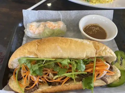 V N Wich Cafe in Porter