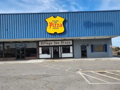 Village Inn Pizza Westpark Shopping Center in Statesville