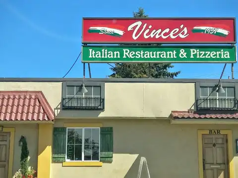 Vince's Italian Restaurant & Pizzeria in Renton