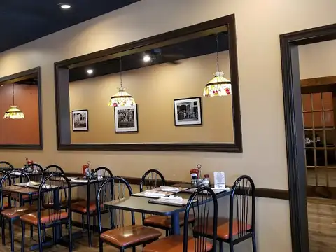 Vinny's Italian Grill & Pizzeria in Aylett