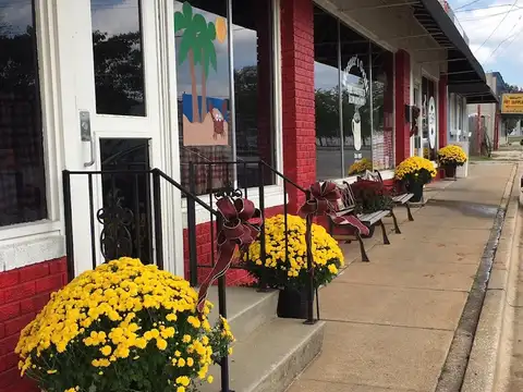Wesner's Grill in Rogers