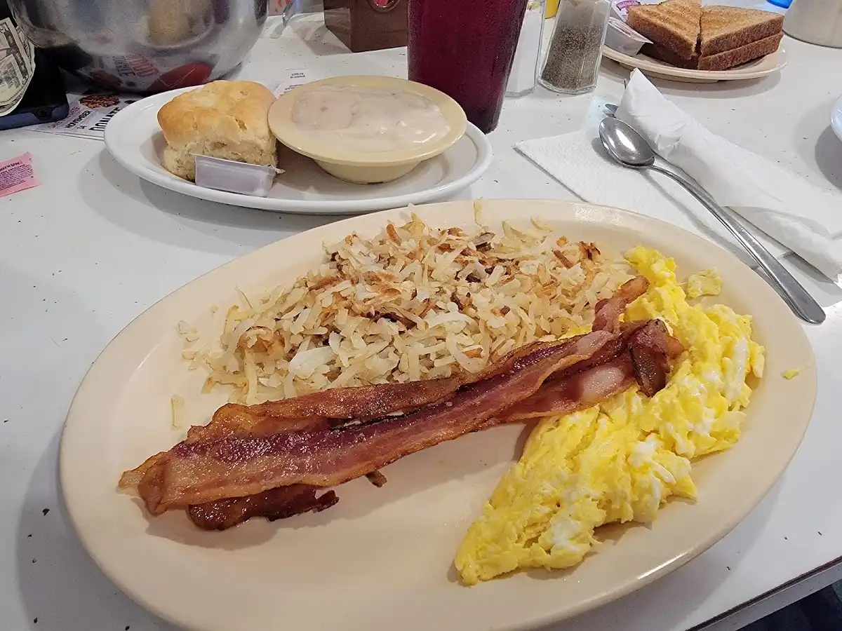 Weston's Cafe – photo 2