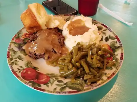 Whistle Stop Bistro And Catering in Jonesboro