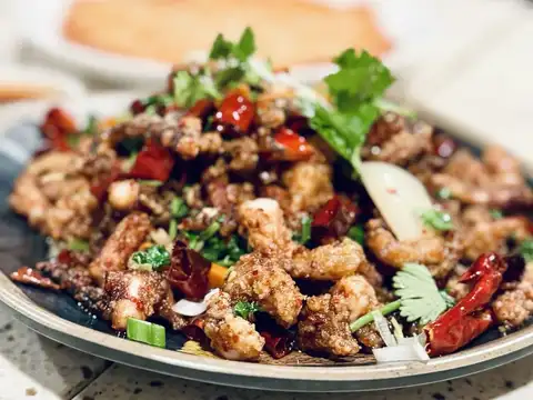 Yi Pin Chuan in Los Angeles